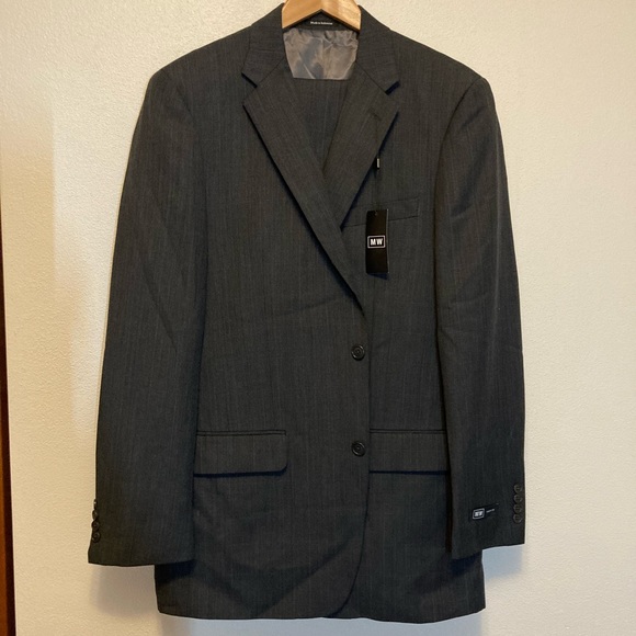MEN’S WEARHOUSE Classic Fit Suit - Jacket 42 XL. Slacks - 36. Charcoal Gray - Picture 1 of 8